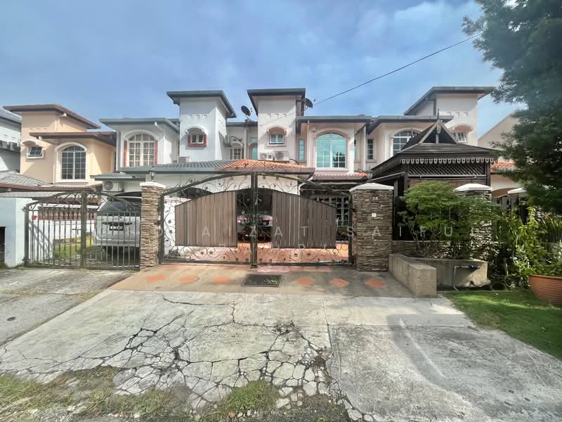 2-storey Terraced House for Sale in Usj 2 (Subang Jaya) - Mohd Aizat Saiful Bahri - Exterior - PropertyGuru.com.my