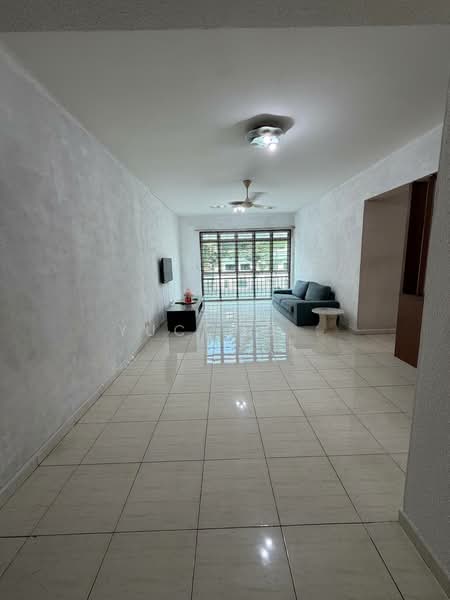 Pangsapuri untuk Dijual di Pulai View - Yucong . - Living Room - PropertyGuru.com.my