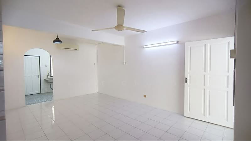 2-storey Terraced House for Sale in Taman Arkid (Menglembu) - Amie Chong - Interior - PropertyGuru.com.my