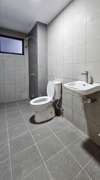 Servis Apartment untuk Disewa di Residensi Bukit Tiara - Ivan Ng - Bathroom - PropertyGuru.com.my