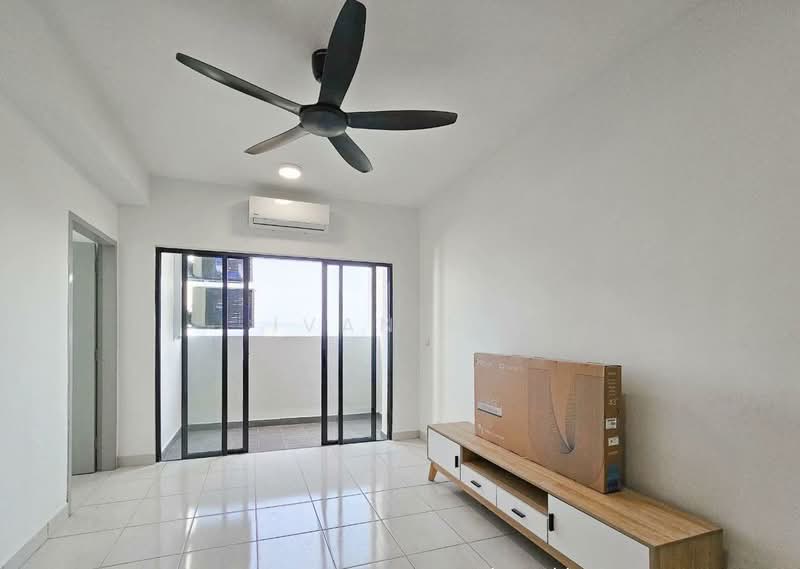 Servis Apartment untuk Disewa di Residensi Bukit Tiara - Ivan Ng - Living Room - PropertyGuru.com.my