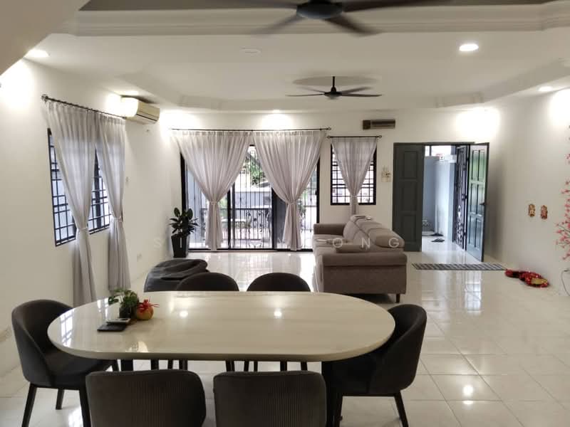 Rumah Teres 2 Tingkat untuk Dijual di Bandar Nusaputra (Puchong) - Siew Yoong - Living Room - PropertyGuru.com.my