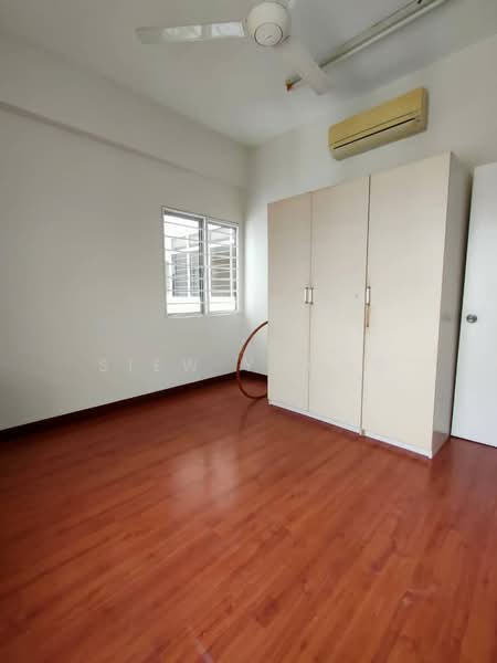Kondominium untuk Dijual di Desa Cindaimas - Siew Yoong - Bedroom - PropertyGuru.com.my