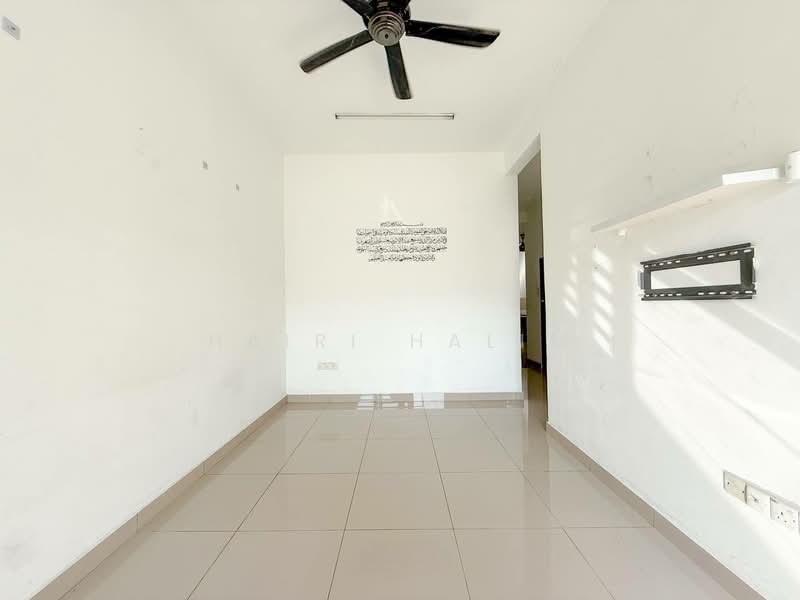 1-storey Terraced House for Sale in Taman Indah Klia (Sepang) - Hairi Halim - PropertyGuru.com.my