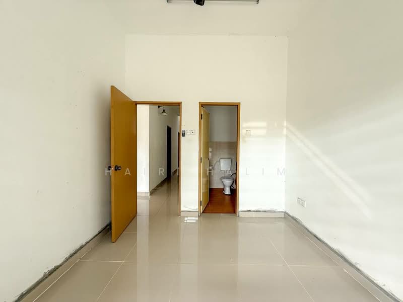 1-storey Terraced House for Sale in Taman Indah Klia (Sepang) - Hairi Halim - PropertyGuru.com.my