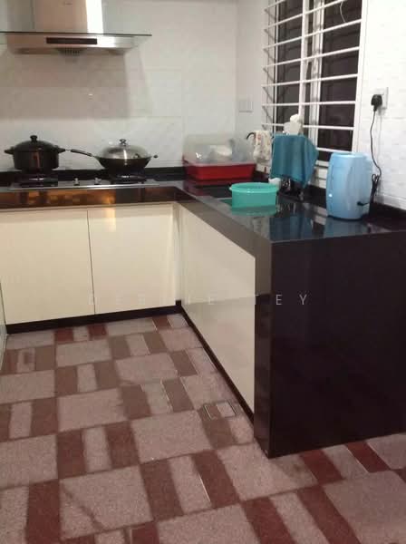 Rumah Teres untuk Disewa di Taman Impian Indah (Bukit Jalil) - Debbie Tey - Kitchen - PropertyGuru.com.my