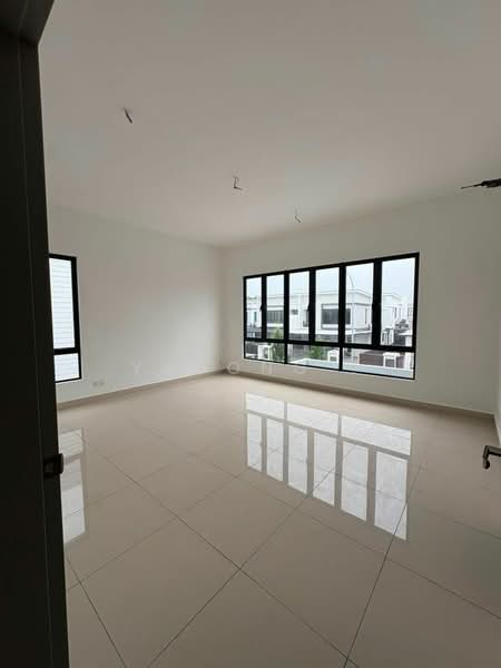 Cluster House for Sale in Taman Glenmarie (Johor Bahru) - Yucong . - Interior - PropertyGuru.com.my