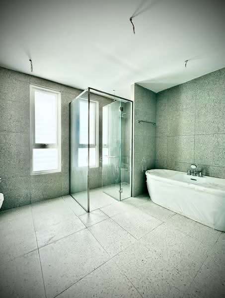Rumah Berkembar untuk Disewa di Seri Tanjung Pinang (Tanjung Tokong) - Ressha Ramesh - Bathroom - PropertyGuru.com.my