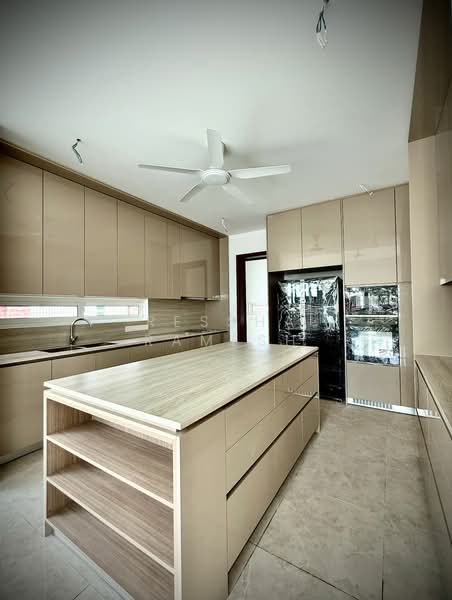 Rumah Berkembar untuk Disewa di Seri Tanjung Pinang (Tanjung Tokong) - Ressha Ramesh - Kitchen - PropertyGuru.com.my