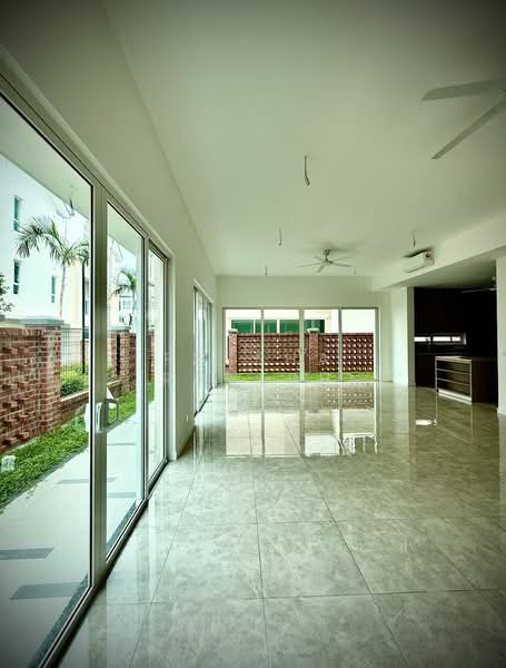 Rumah Berkembar untuk Disewa di Seri Tanjung Pinang (Tanjung Tokong) - Ressha Ramesh - Living Room - PropertyGuru.com.my