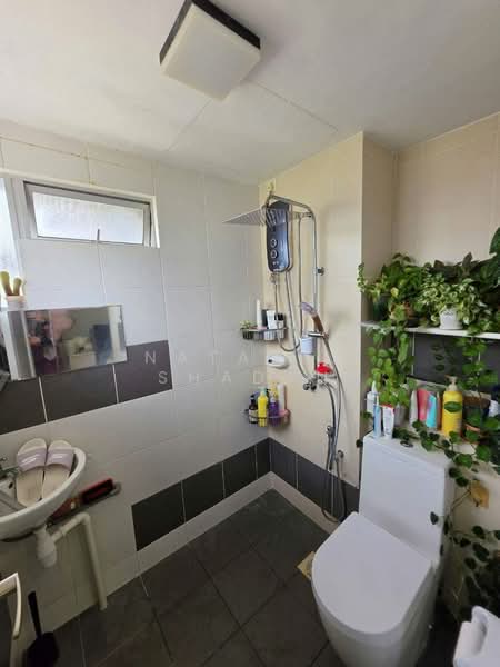 Apartment for Sale at Seri Kasturi Apartments - Natasha Shadan - Bathroom - PropertyGuru.com.my