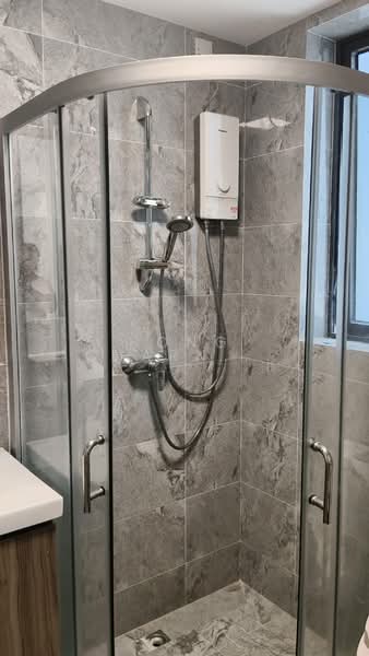 Twin Villa for Rent in Forest City (Gelang Patah) - Hong Charng Lee - Bathroom - PropertyGuru.com.my