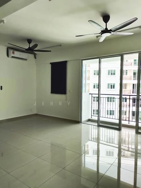 Condominium for Rent at Havana Beach Residences - Jerry Tan - Living Room - PropertyGuru.com.my