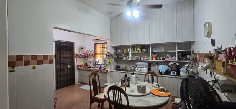 Bungalow for Sale in Kajang Perdana (Kajang) - Phoebe Wong - Kitchen - PropertyGuru.com.my