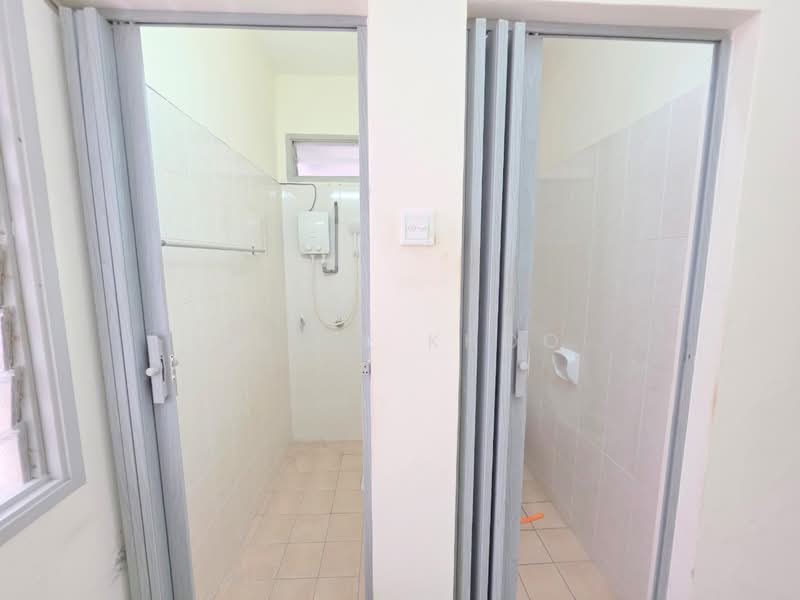 Apartment for Sale at Permai Jaya - Angie Khoo - Bathroom - PropertyGuru.com.my
