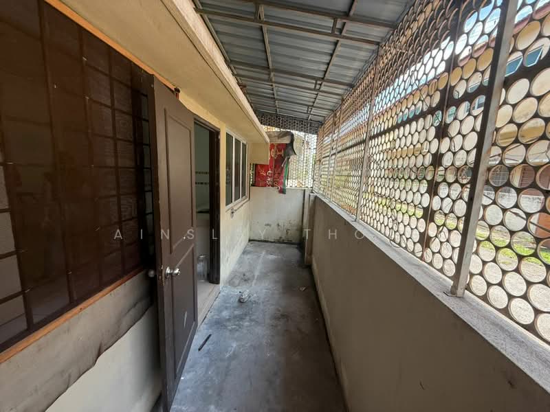 Rumah Teres 2-Tingkat untuk Dijual di Taman Klebang Bayu (Ipoh) - Ainsley Thong - Balcony - PropertyGuru.com.my