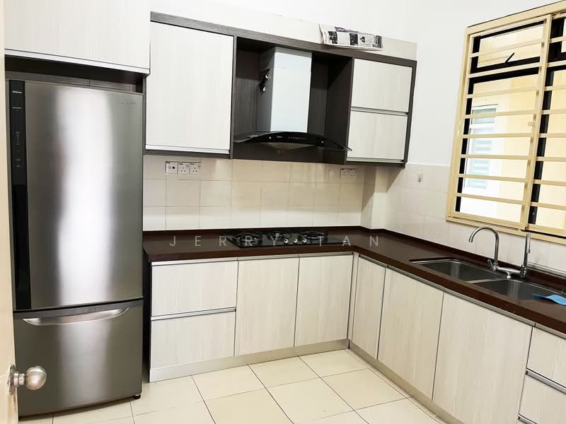 Condominium for Rent at Penhill Perdana Condominium - Jerry Tan - Kitchen - PropertyGuru.com.my