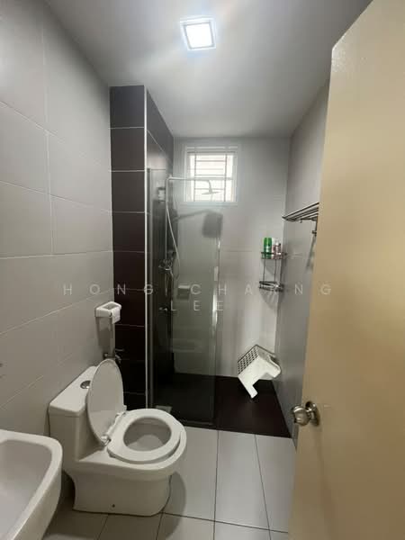 Pangsapuri untuk Disewa di Nusa Heights (Nusa Puncak) - Hong Charng Lee - Bathroom - PropertyGuru.com.my
