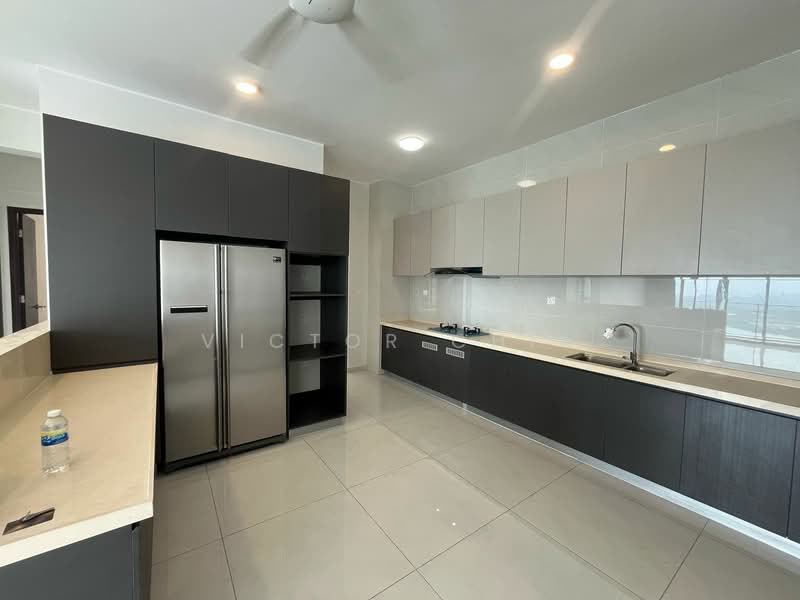 Condominium for Sale at Royal Strand @ Country Garden Danga Bay - Victor Chia - Kitchen - PropertyGuru.com.my