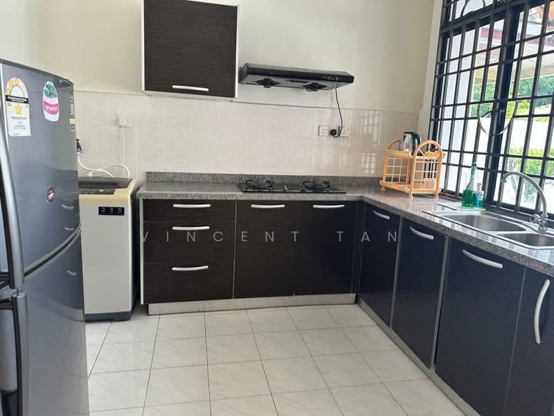 Rumah Teres 2 Tingkat untuk Disewa di Batu Ferringhi (Penang) - Vincent Tan - Kitchen - PropertyGuru.com.my