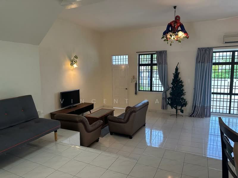 Rumah Teres 2 Tingkat untuk Disewa di Batu Ferringhi (Penang) - Vincent Tan - Living Room - PropertyGuru.com.my