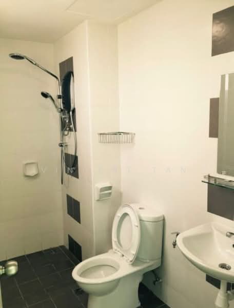 Condominium for Rent at The Golden Triangle Condominium - Vincent Tan - Bathroom - PropertyGuru.com.my