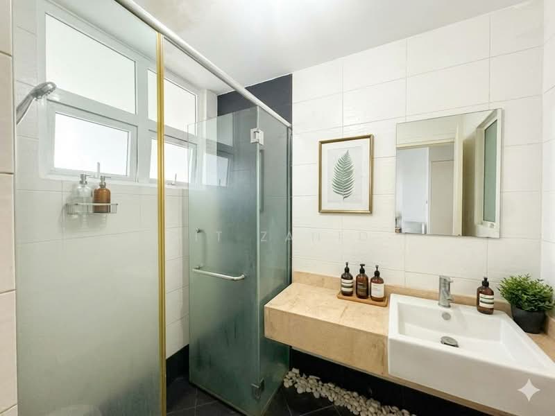 Servis Apartment untuk Dijual di Saville @ Melawati - Pit Zahid - Bathroom - PropertyGuru.com.my