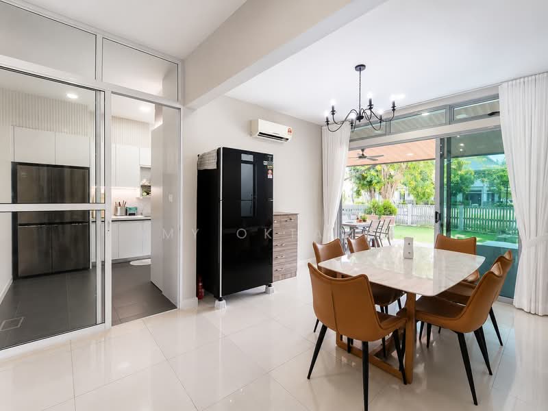 2-storey Terraced House for Sale in Setia Eco Glades (Cyberjaya) - Amy Oktavia - Kitchen - PropertyGuru.com.my