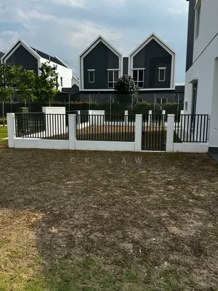 Rumah Bandar untuk Disewa di Eco Forest (Semenyih) - CK Law - Exterior - PropertyGuru.com.my