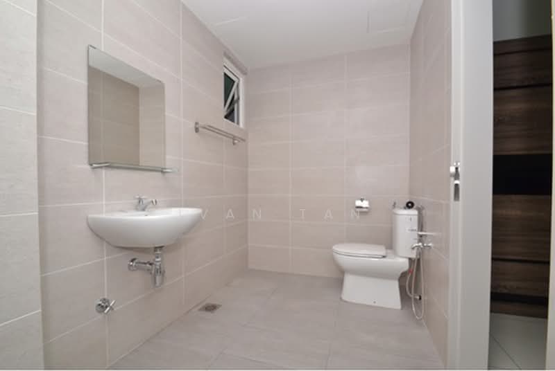 Service Residence for Sale at Court 28 - Ivan Tan - Bathroom - PropertyGuru.com.my