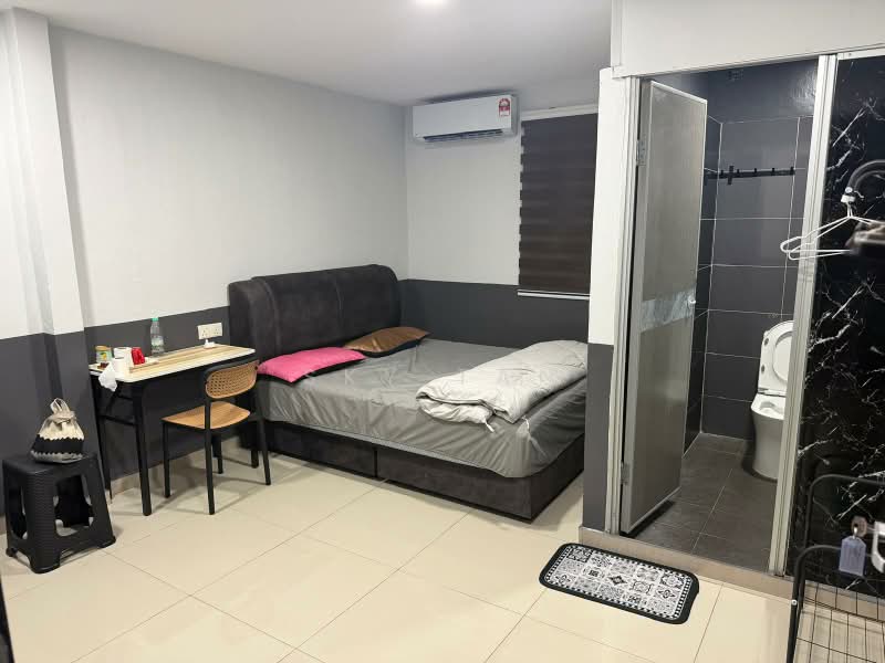 Rumah Teres 1 Tingkat untuk Dijual di Taman Century (Johor Bahru) - Sky Tan - Bedroom - PropertyGuru.com.my
