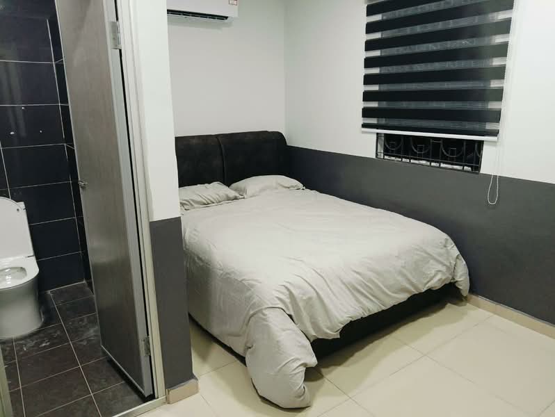 Rumah Teres 1 Tingkat untuk Dijual di Taman Century (Johor Bahru) - Sky Tan - Bedroom - PropertyGuru.com.my