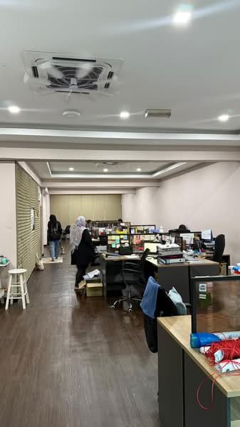 Shop / Office for Rent in Taman Equine (Seri Kembangan) - John Lee - PropertyGuru.com.my