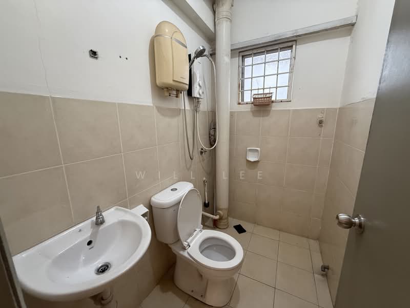 Servis Apartment untuk Disewa di Beverly Tower @ Plaza Medan Putra - Will Lee - Bathroom - PropertyGuru.com.my