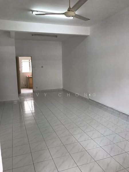 2-storey Terraced House for Sale in Taman Putra Prima (Puchong) - Ivy Chong - Living Room - PropertyGuru.com.my