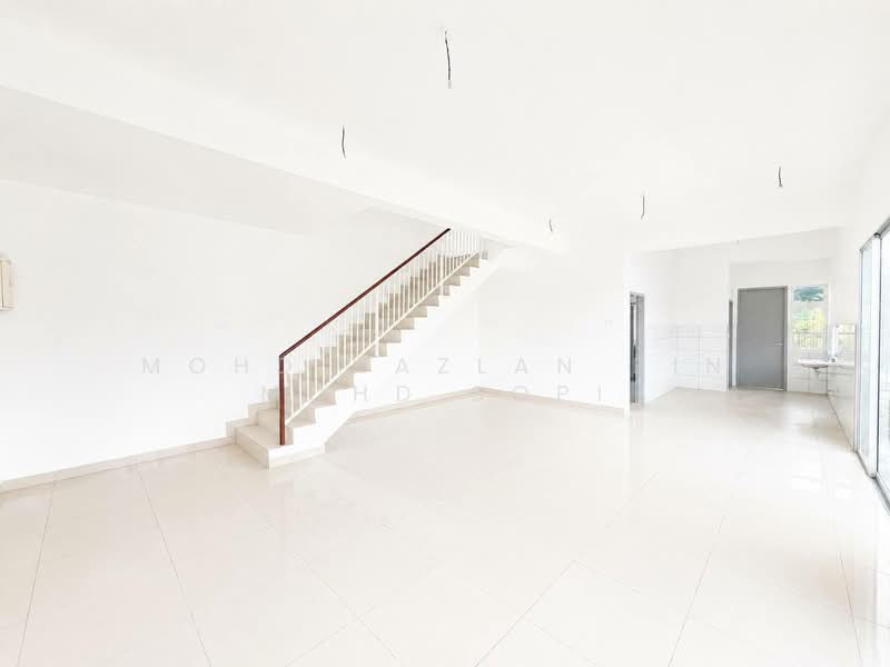 Rumah Teres 2 Tingkat untuk Dijual di Amverton Hills (Sungai Buloh) - Mohd Hazlan bin Mohd Sopi - PropertyGuru.com.my