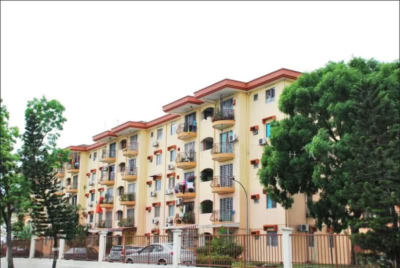 Pangsapuri untuk Dijual di Subang Perdana Goodyear Court 3 - Augustine Nathan - Exterior - PropertyGuru.com.my
