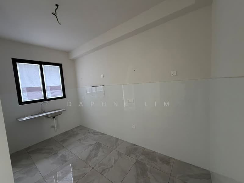 Rumah Teres 3 Tingkat untuk Dijual di Taman Bukit Serdang (Seri Kembangan) - Daphne Lim - PropertyGuru.com.my