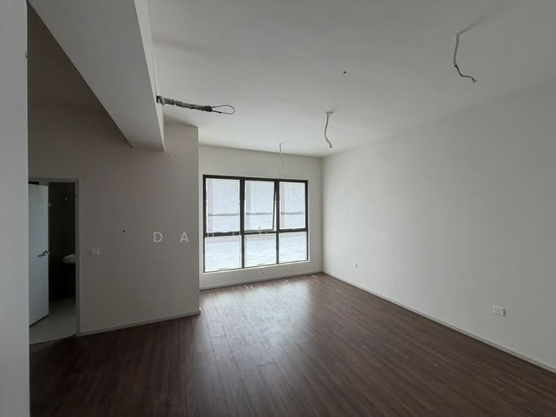 Rumah Teres 3 Tingkat untuk Dijual di Taman Bukit Serdang (Seri Kembangan) - Daphne Lim - PropertyGuru.com.my