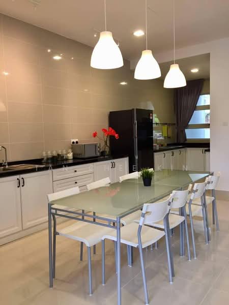 4.5-storey Terraced House for Sale in Selayang (Selangor) - Tan Chee Kin - Kitchen - PropertyGuru.com.my
