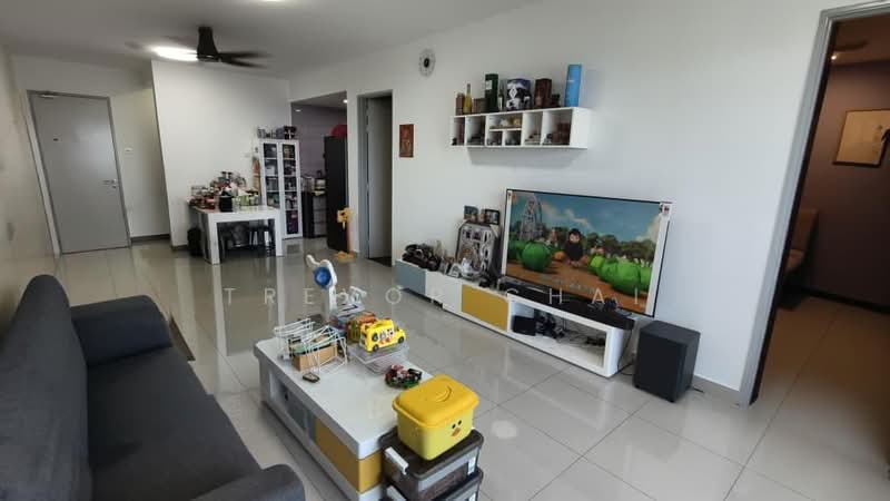 Service Residence for Sale at Symphony Tower (Menara Simfoni) - Trevor Chai - Living Room - PropertyGuru.com.my