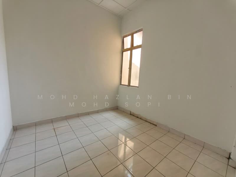 Apartment for Sale at Pangsapuri Merak - Mohd Hazlan bin Mohd Sopi - PropertyGuru.com.my