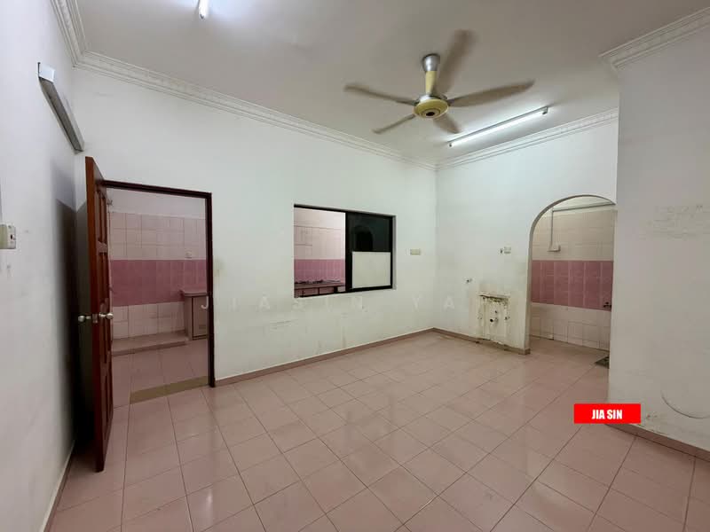 Banglo Komersial untuk Disewa di Bukit Tengah (Bukit Mertajam) - Jiasin Yap - Living Room - PropertyGuru.com.my