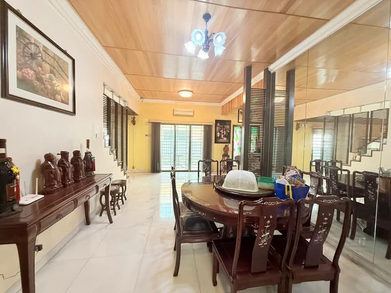 Bungalow for Sale in Taman Dagang (Ampang) - Ali Idris - Dining Room - PropertyGuru.com.my