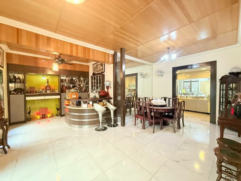 Bungalow for Sale in Taman Dagang (Ampang) - Ali Idris - Living Room - PropertyGuru.com.my