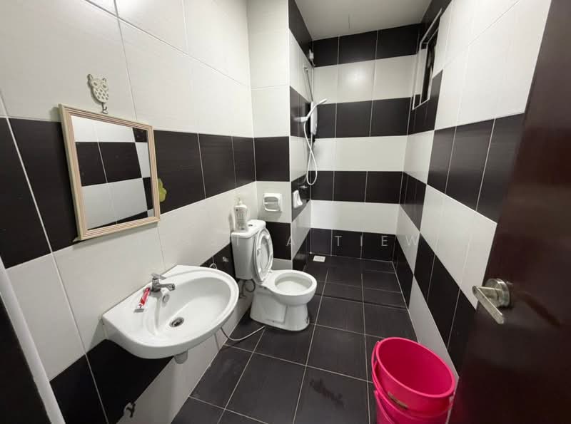 Service Residence for Sale at Sky Oasis Residence (Pangsapuri Oasis 1) - Jessica Tiew - PropertyGuru.com.my
