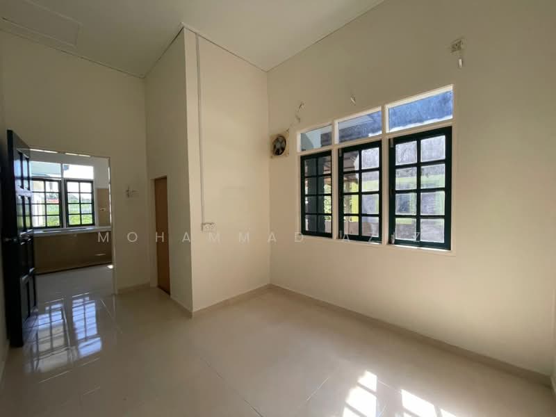 Bungalow for Sale in Hulu Terengganu (Terengganu) - Mohammad Azizi - PropertyGuru.com.my