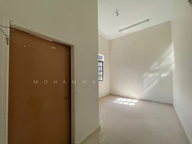 Bungalow for Sale in Hulu Terengganu (Terengganu) - Mohammad Azizi - PropertyGuru.com.my