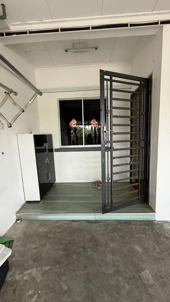 Rumah Teres 1 Tingkat untuk Dijual di Taman Sri Saujana (Kota Tinggi) - Mavis Hew - Entrance - PropertyGuru.com.my