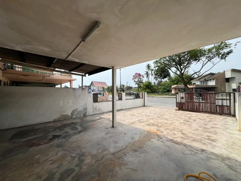 2-storey Terraced House for Sale in Taman Teluk Sisek (Kuantan) - Izzat Azman - Exterior - PropertyGuru.com.my